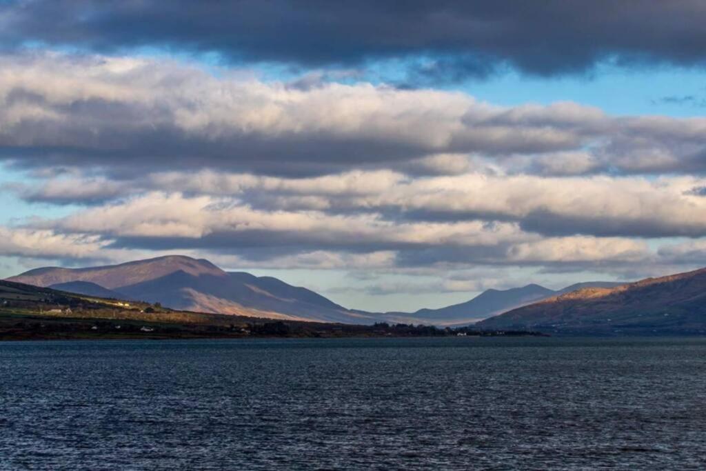 Skellig View Bluebell Rose & The Kerry Cliffs Portmagee Exterior foto