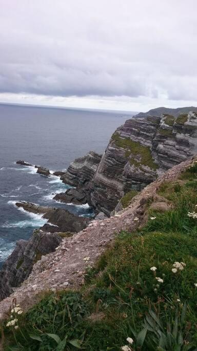 Skellig View Bluebell Rose & The Kerry Cliffs Portmagee Exterior foto